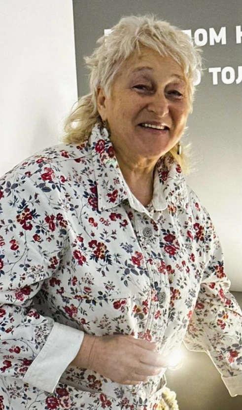 Елена Роальдовна Тихонова